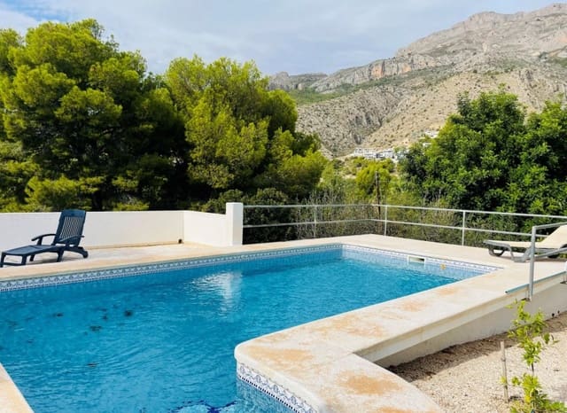 6 Zimmer Villa zu verkaufen in Altea la Vella, Altea mit Pool Garage - 740.000 € (Ref: 8825748)
