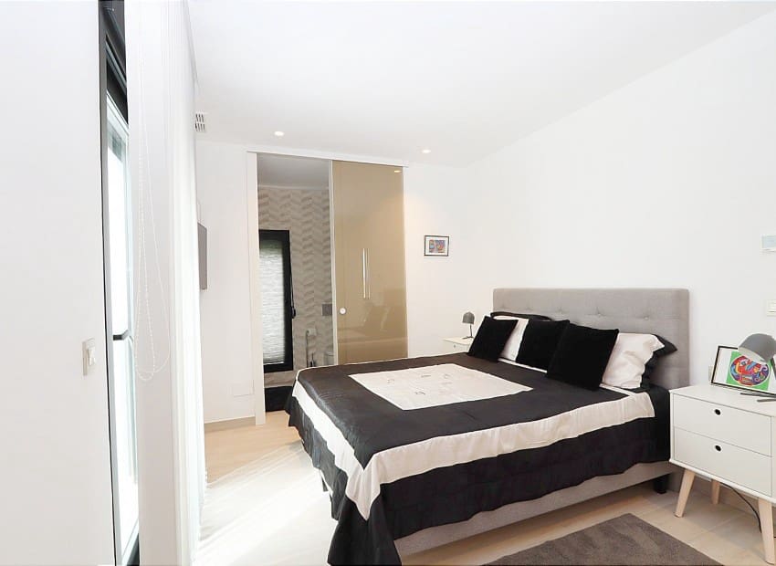 3 bedroom Villa for sale in Finestrat with pool - € 725,000 (Ref: 8825757)