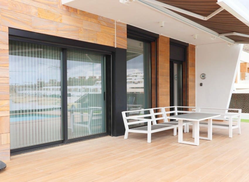 3 bedroom Villa for sale in Finestrat with pool - € 725,000 (Ref: 8825757)