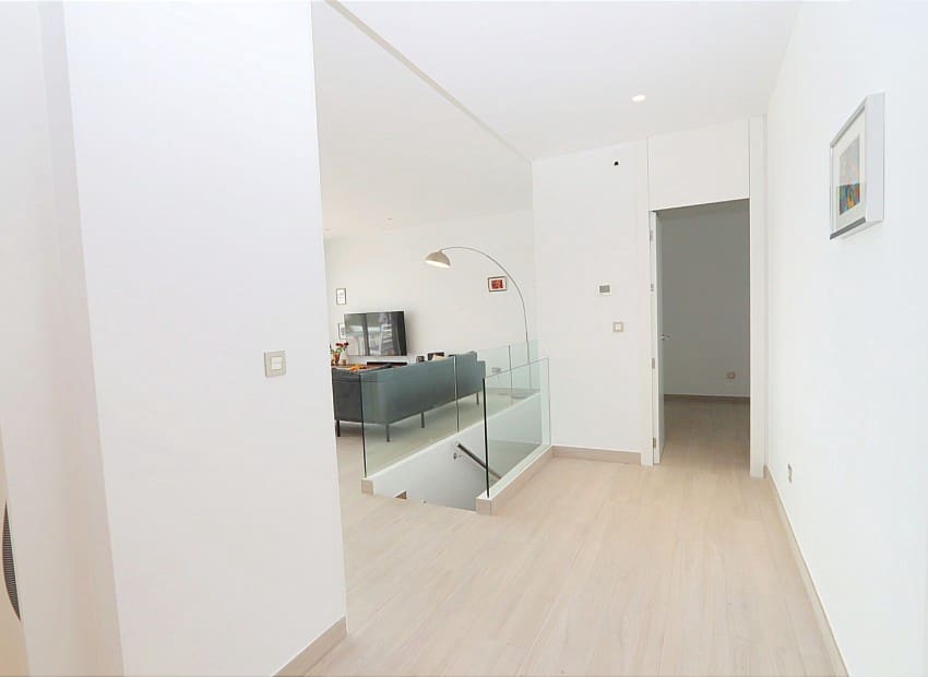 3 bedroom Villa for sale in Finestrat with pool - € 725,000 (Ref: 8825757)