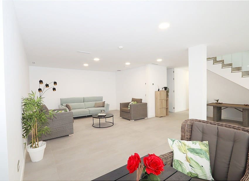 3 bedroom Villa for sale in Finestrat with pool - € 725,000 (Ref: 8825757)