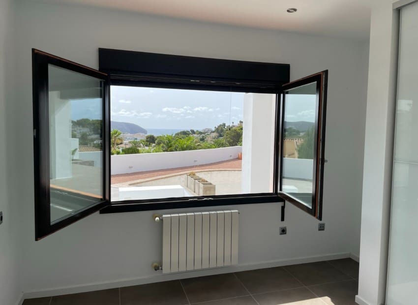 3 slaapkamer Villa te koop in Moraira met zwembad garage - € 1.400.000 (Ref: 8825758)