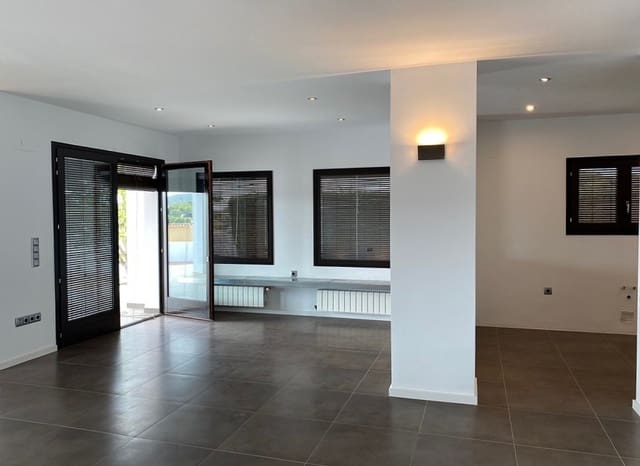 3 slaapkamer Villa te koop in Moraira, Teulada-Moraira met zwembad garage - € 1.400.000 (Ref: 8825758)