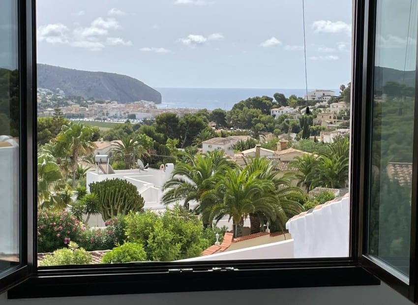 3 slaapkamer Villa te koop in Moraira met zwembad garage - € 1.400.000 (Ref: 8825758)