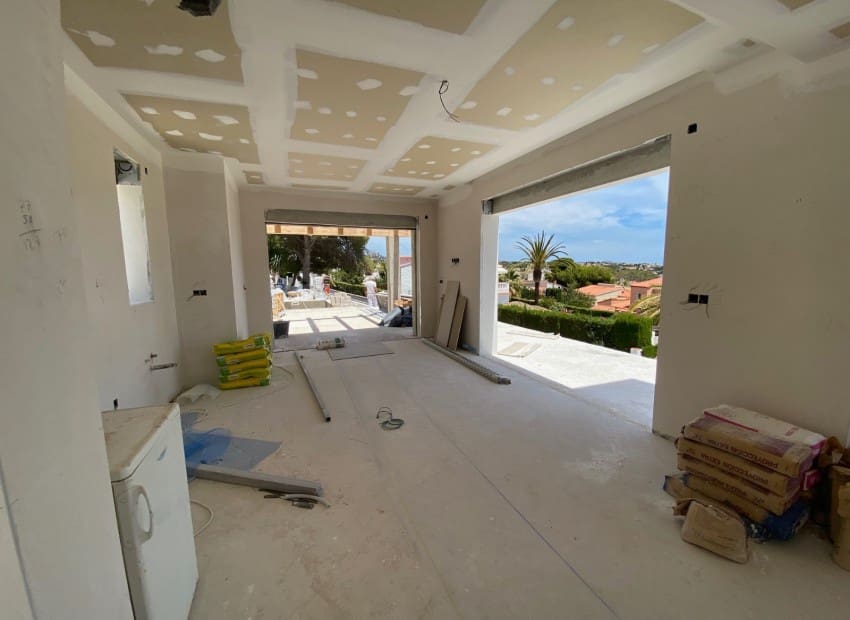 Chalet de 4 habitaciones en Calpe / Calp en venta con piscina - 1.575.000 € (Ref: 8825760)