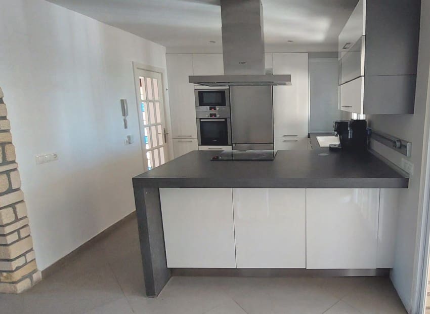 5 soverom Villa til salgs i Busot med svømmebasseng - € 575 000 (Ref: 8825762)