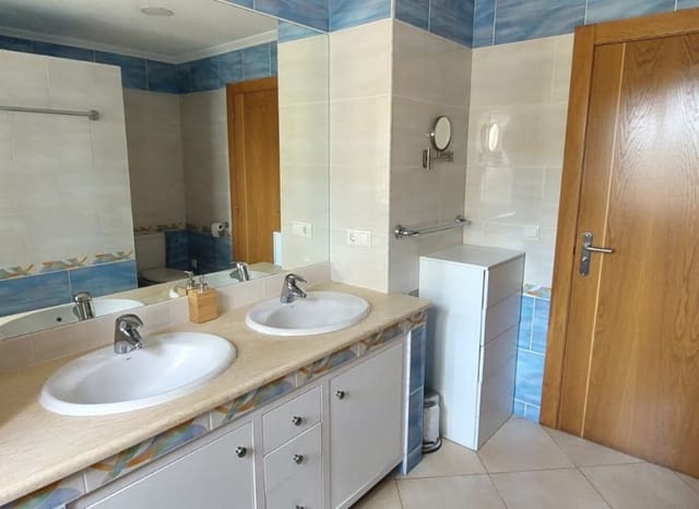 5 slaapkamer Villa te koop in Busot met zwembad - € 575.000 (Ref: 8825762)