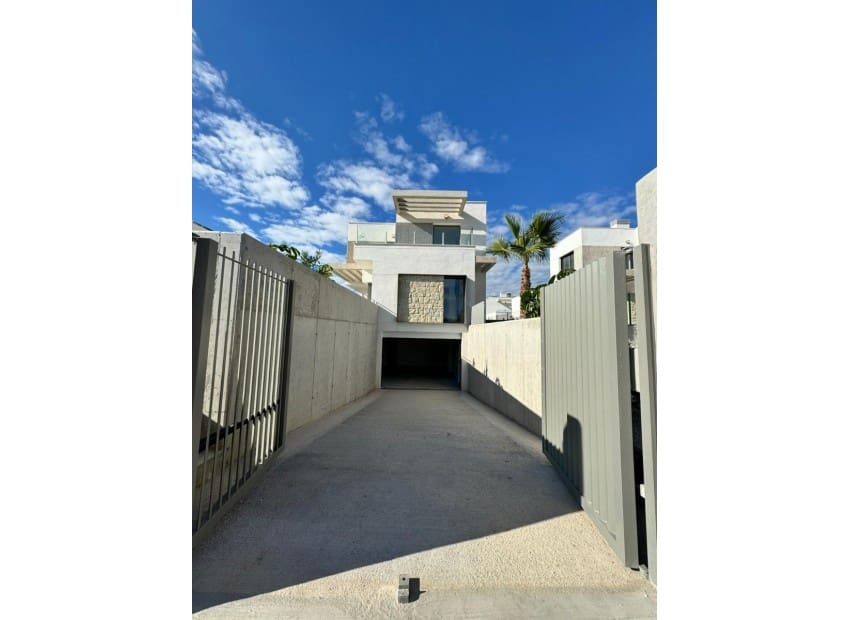 3 bedroom Villa for sale in Finestrat with pool garage - € 775,000 (Ref: 8825763)