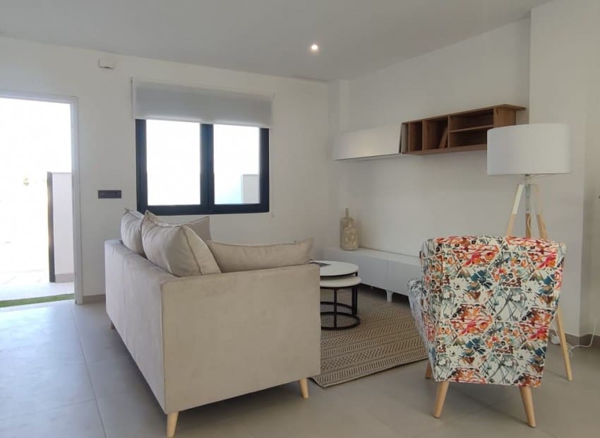 4 soveværelse Byhus til salg i Los Belones med swimmingpool garage - € 325.000 (Ref: 8825766)