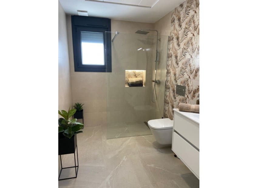 Chalet de 3 habitaciones en San Pedro del Pinatar en venta con piscina - 345.000 € (Ref: 8825768)