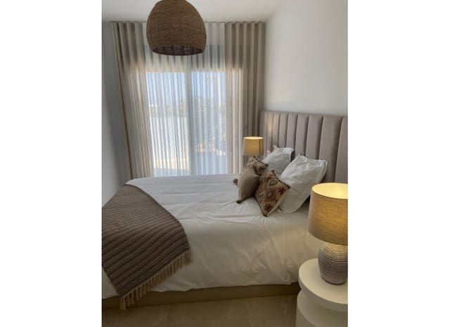 Chalet de 3 habitaciones en San Pedro del Pinatar ciudad, San Pedro del Pinatar en venta con piscina - 345.000 € (Ref: 8825768)