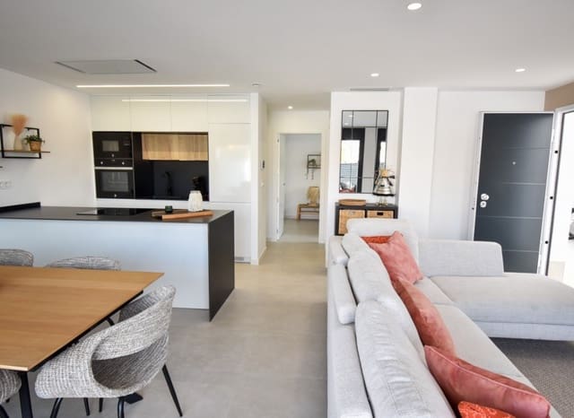 3 bedroom Villa for sale in San Pedro del Pinatar ciudad, San Pedro del Pinatar with pool - € 395,000 (Ref: 8825771)