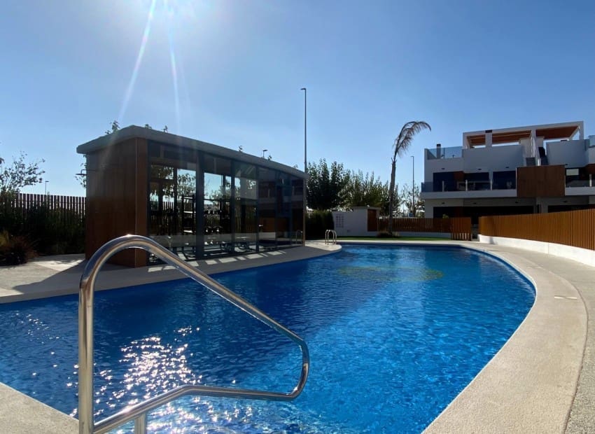 2 slaapkamer Appartement te koop in Pilar de la Horadada met zwembad garage - € 269.900 (Ref: 8825772)