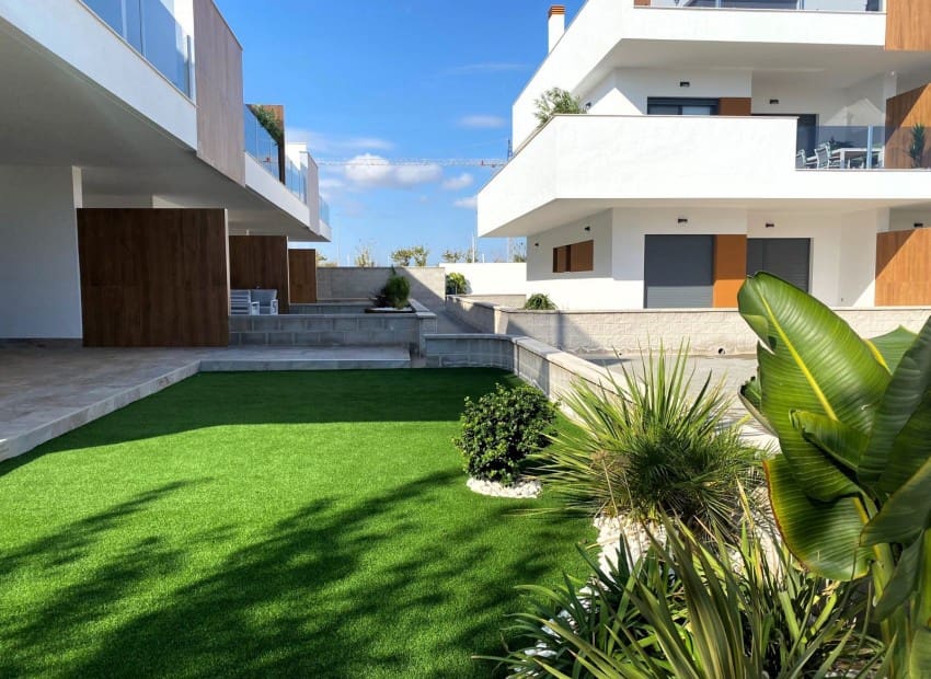 2 slaapkamer Appartement te koop in Pilar de la Horadada met zwembad garage - € 269.900 (Ref: 8825772)