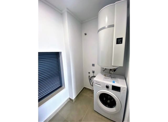 2 slaapkamer Appartement te koop in Pilar de la Horadada ciudad, Pilar de la Horadada met zwembad garage - € 269.900 (Ref: 8825772)