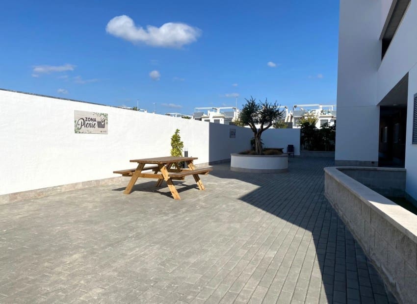 2 slaapkamer Appartement te koop in Pilar de la Horadada met zwembad garage - € 269.900 (Ref: 8825772)