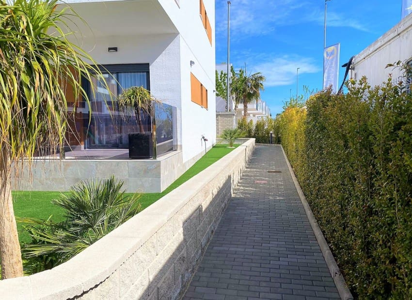 2 slaapkamer Appartement te koop in Pilar de la Horadada met zwembad garage - € 269.900 (Ref: 8825772)