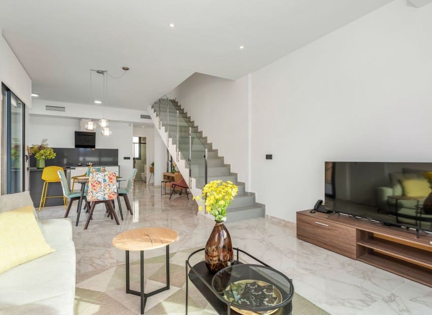 3 bedroom Villa for sale in Benijofar with pool - € 350,000 (Ref: 8825781)