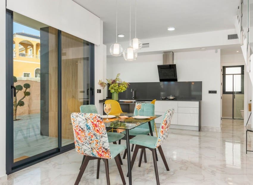 3 bedroom Villa for sale in Benijofar with pool - € 350,000 (Ref: 8825781)