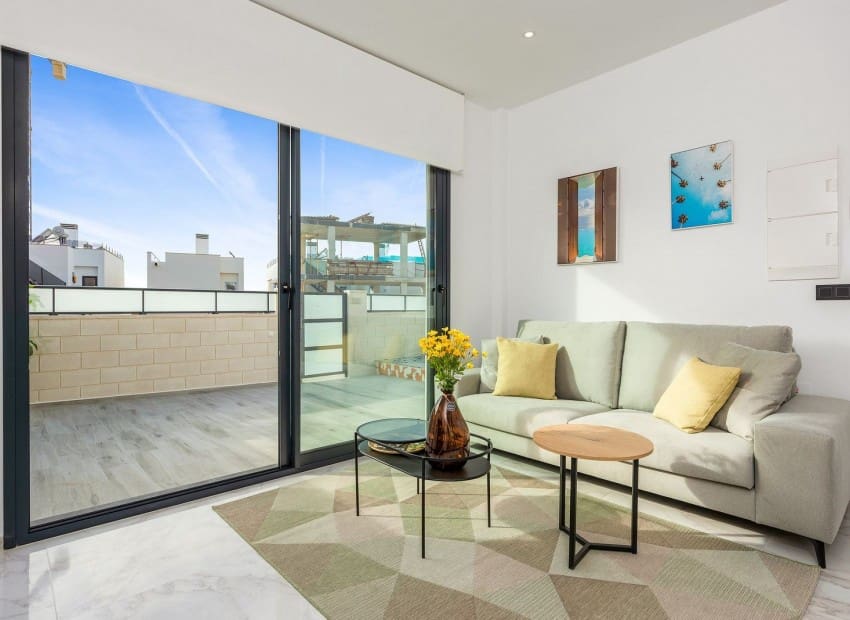 3 bedroom Villa for sale in Benijofar with pool - € 350,000 (Ref: 8825781)