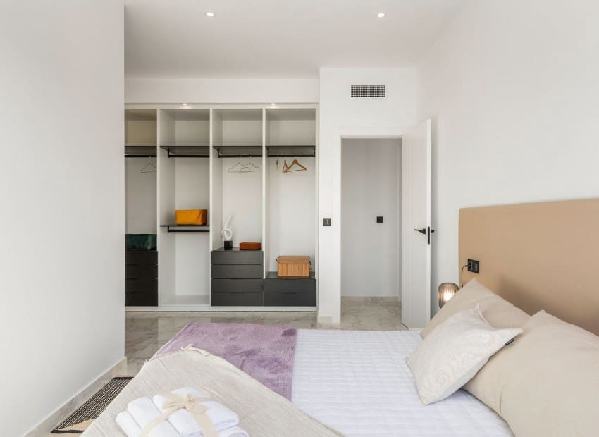 3 bedroom Villa for sale in Benijofar with pool - € 350,000 (Ref: 8825781)