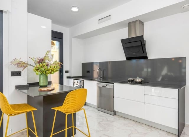 3 sovrum Villa till salu i Benijófar med pool - 350 000 € (Ref: 8825781)