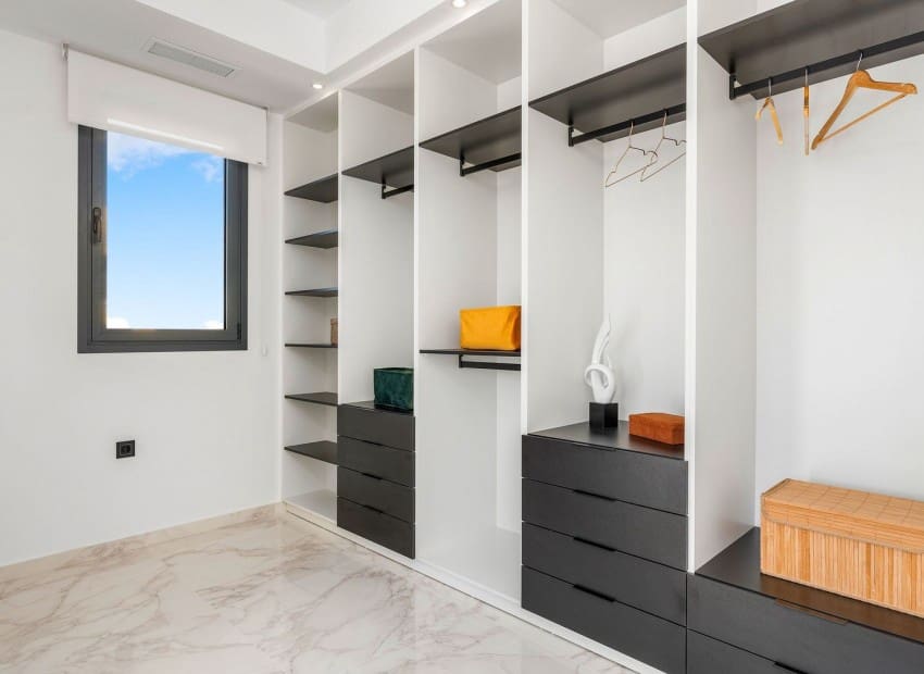 3 bedroom Villa for sale in Benijofar with pool - € 350,000 (Ref: 8825781)