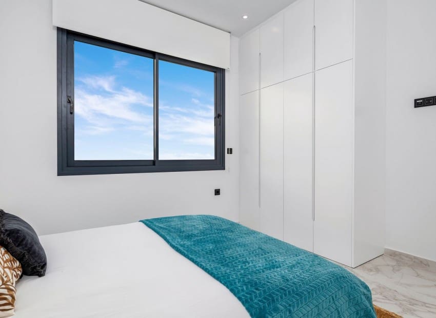 3 bedroom Villa for sale in Benijofar with pool - € 350,000 (Ref: 8825781)