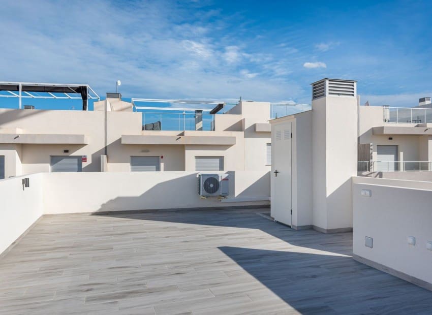 3 bedroom Villa for sale in Benijofar with pool - € 350,000 (Ref: 8825781)