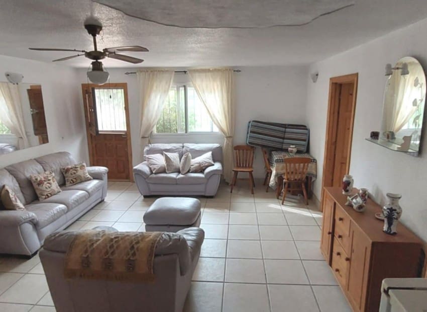 8 quarto Moradia para venda em Orxeta com piscina - 375 000 € (Ref: 8825782)