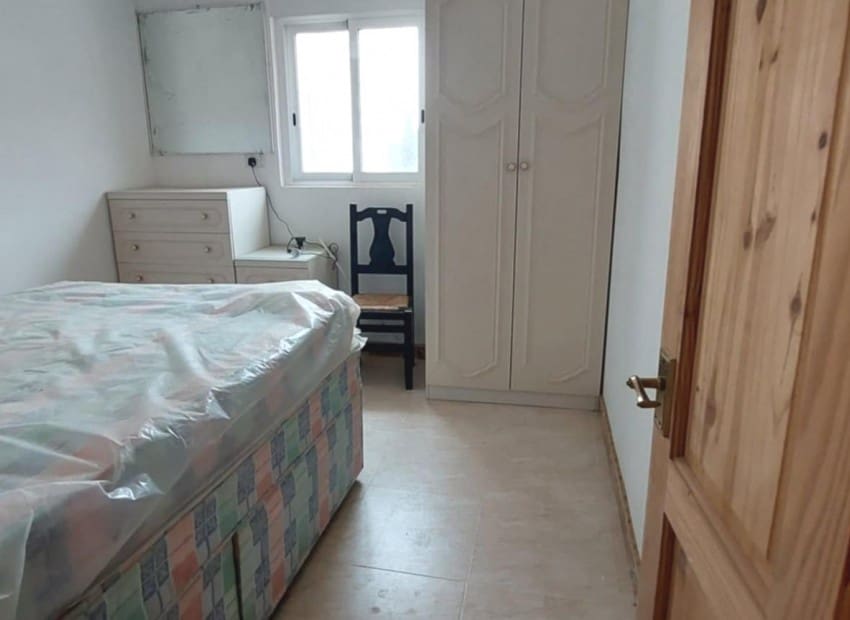 8 quarto Moradia para venda em Orxeta com piscina - 375 000 € (Ref: 8825782)