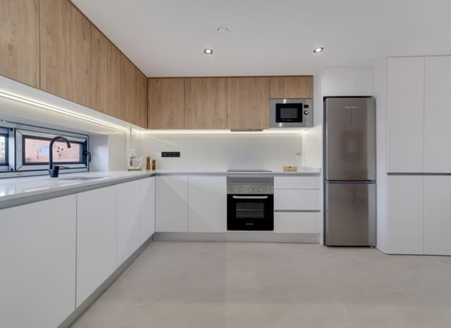 Apartamento de 2 habitaciones en Centro, Los Alcázares en venta con piscina garaje - 235.000 € (Ref: 8825783)