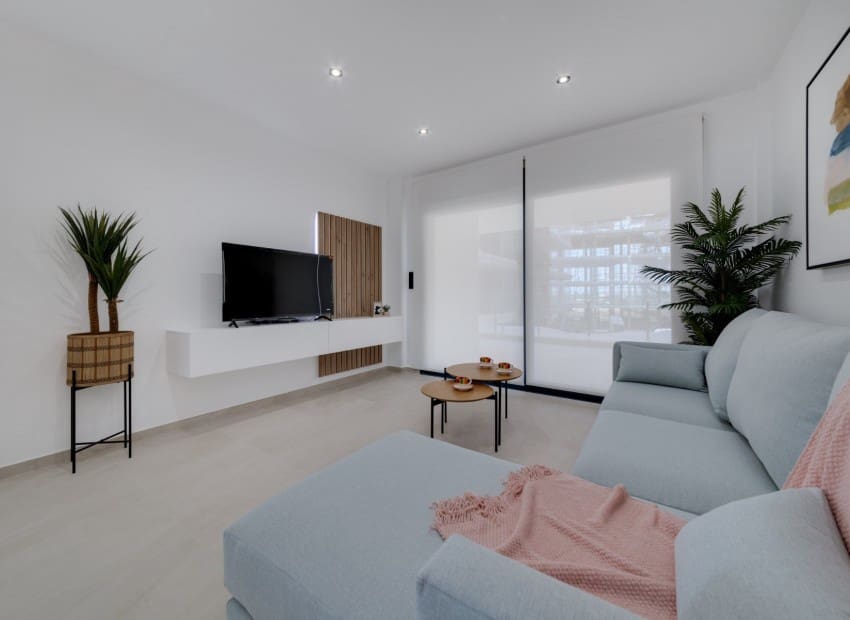 2 slaapkamer Appartement te koop in Los Alcazares met zwembad garage - € 235.000 (Ref: 8825783)