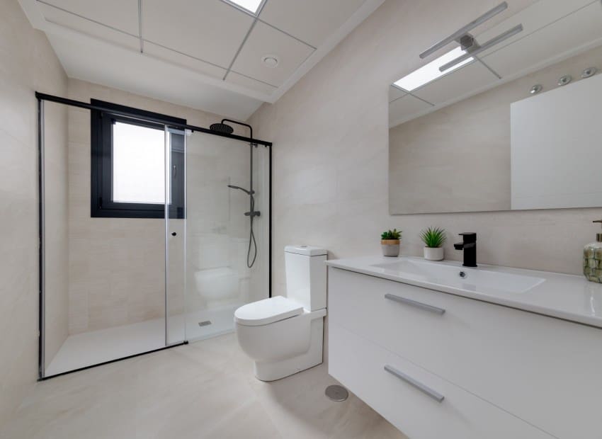 2 slaapkamer Appartement te koop in Los Alcazares met zwembad garage - € 235.000 (Ref: 8825783)