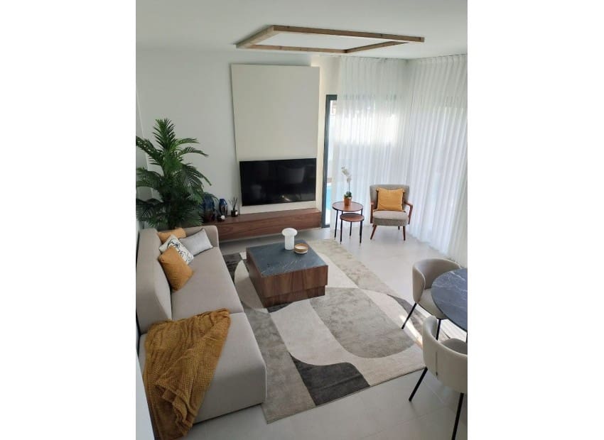 3 slaapkamer Villa te koop in Roda met zwembad - € 379.000 (Ref: 8825784)