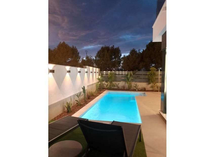 3 slaapkamer Villa te koop in Roda met zwembad - € 379.000 (Ref: 8825784)