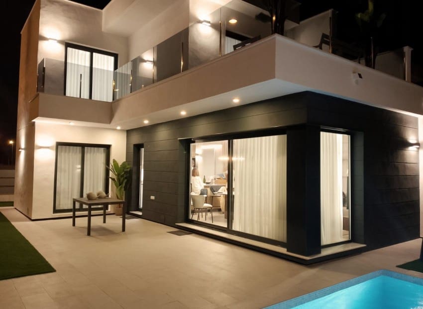 3 slaapkamer Villa te koop in Roda met zwembad - € 379.000 (Ref: 8825784)