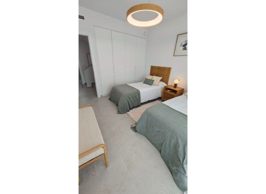 3 slaapkamer Villa te koop in San Miguel de Salinas met zwembad garage - € 574.000 (Ref: 8825792)