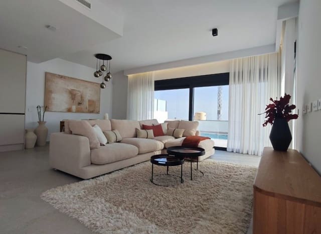 3 slaapkamer Villa te koop in San Miguel de Salinas met zwembad garage - € 574.000 (Ref: 8825792)