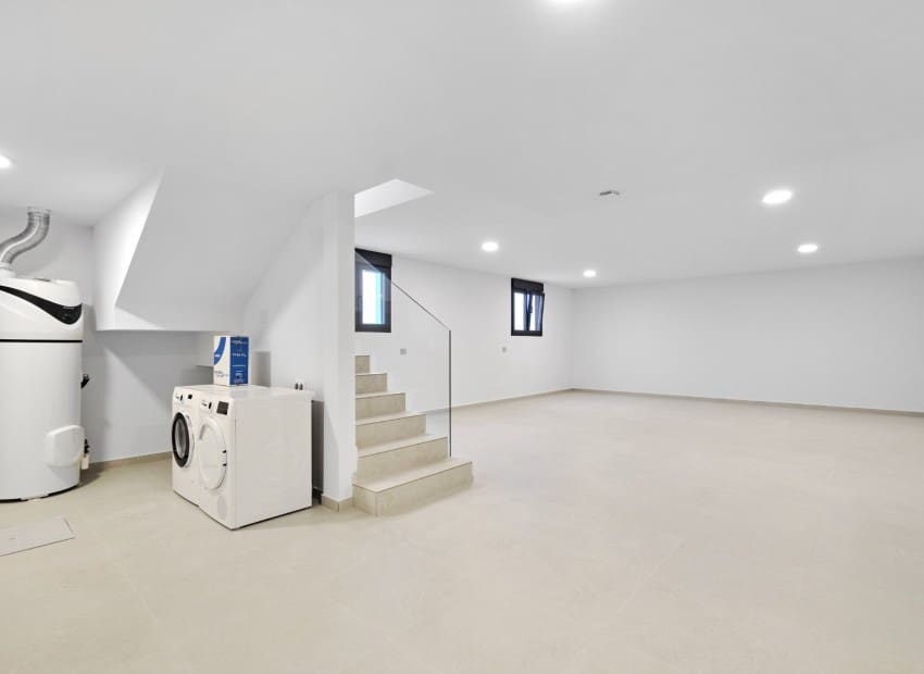 3 slaapkamer Villa te koop in San Miguel de Salinas met zwembad garage - € 574.000 (Ref: 8825792)