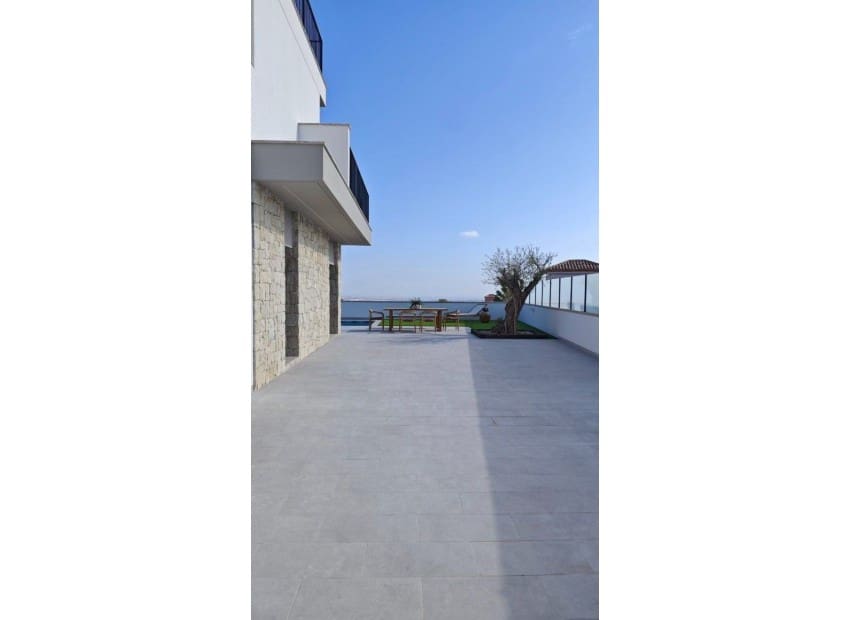 3 slaapkamer Villa te koop in San Miguel de Salinas met zwembad garage - € 574.000 (Ref: 8825792)