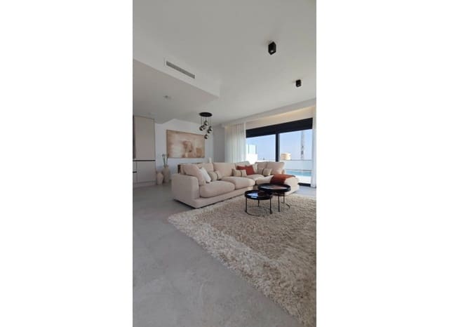 3 slaapkamer Villa te koop in San Miguel de Salinas met zwembad garage - € 574.000 (Ref: 8825792)