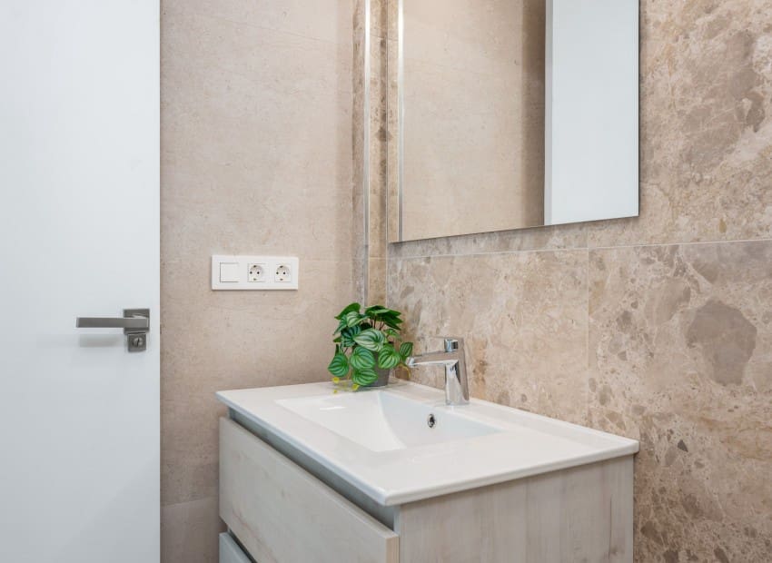 Chalet de 3 habitaciones en Los Alcázares en venta con piscina - 379.900 € (Ref: 8825802)