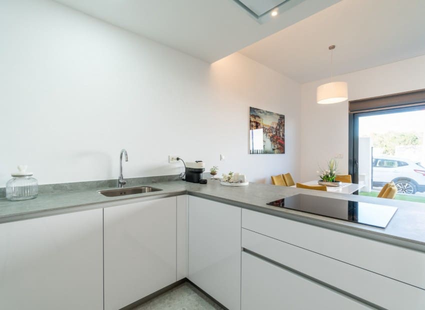 2 chambre Appartement à vendre à Torrevieja avec piscine - 274 900 € (Ref: 8825803)