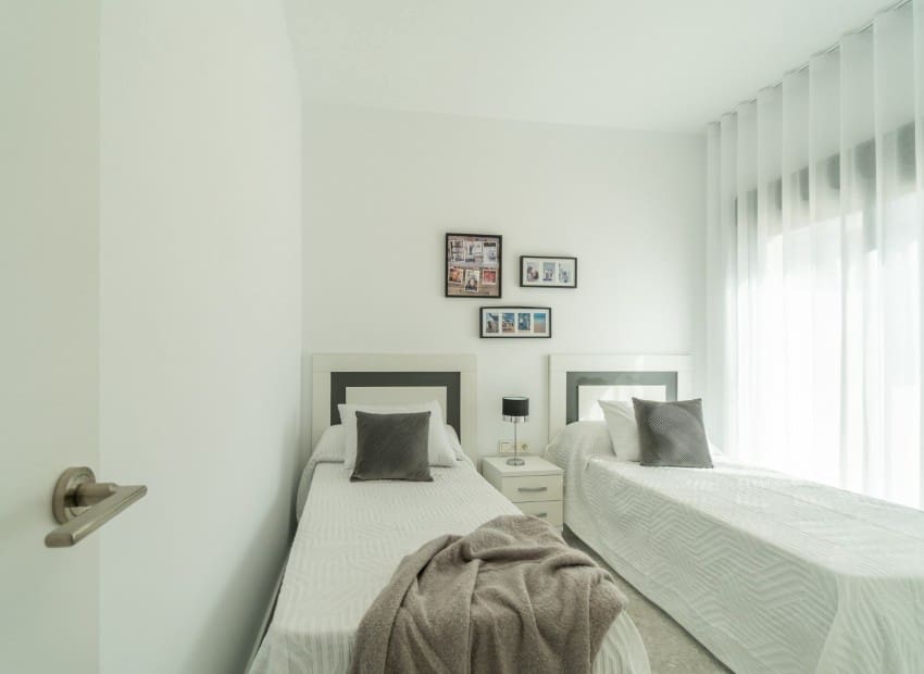 2 chambre Appartement à vendre à Torrevieja avec piscine - 274 900 € (Ref: 8825803)