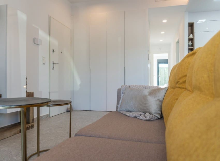 2 chambre Appartement à vendre à Torrevieja avec piscine - 274 900 € (Ref: 8825803)