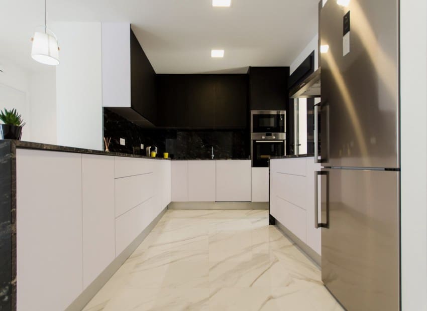 3 slaapkamer Villa te koop in Alicante stad met zwembad - € 800.000 (Ref: 8825805)