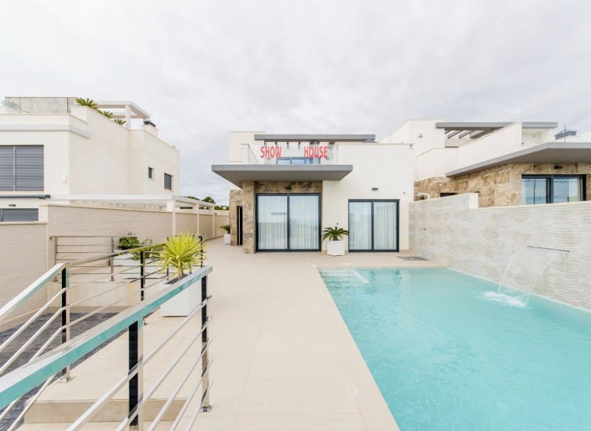 3 slaapkamer Villa te koop in Alicante stad met zwembad - € 800.000 (Ref: 8825805)