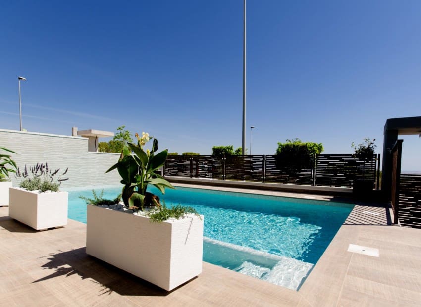 3 slaapkamer Villa te koop in Alicante stad met zwembad - € 800.000 (Ref: 8825805)