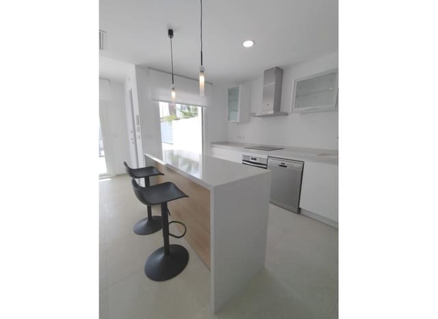 3 chambre Villa/Maison à vendre à Desamparados - Hurchillo - Torremendo, Orihuela avec piscine - 349 000 € (Ref: 8825807)